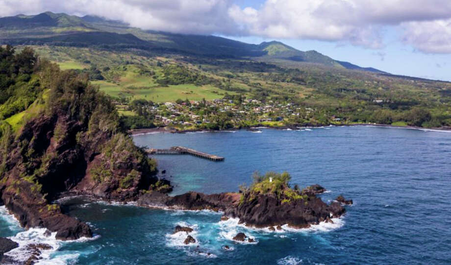 Routes: SJC to Maui, AA bag rules, EVA, Delta, China Southern, San Juan Air