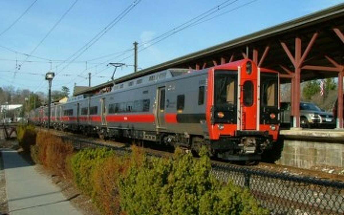 New Canaan: Gov. Malloy agrees that rail fares, and schedules will not change at least for the next year.