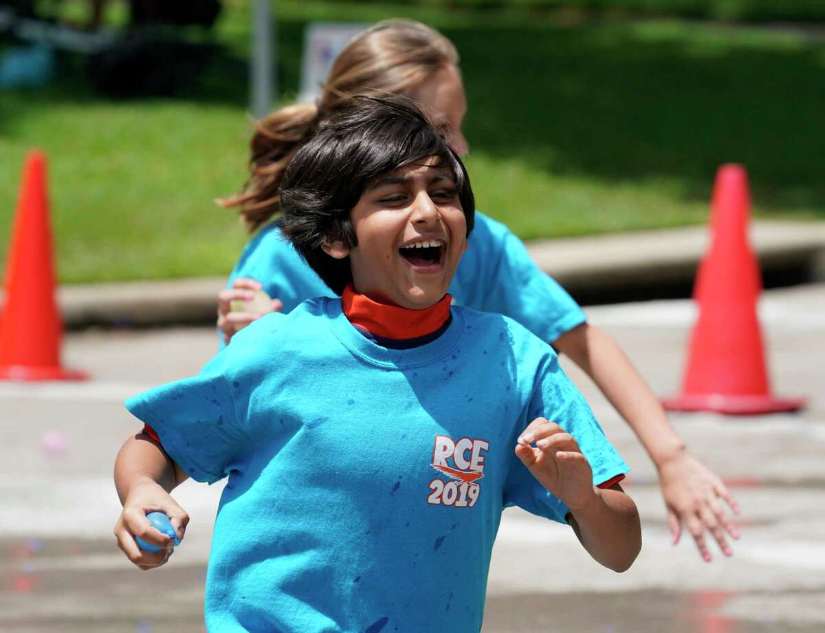 Graduation is a splash for 5th graders at Rummel Creek Elementary