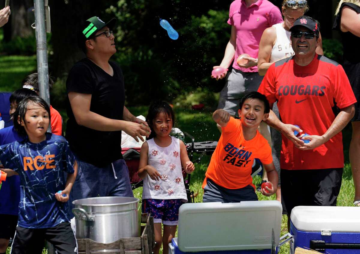 Graduation is a splash for 5th graders at Rummel Creek Elementary