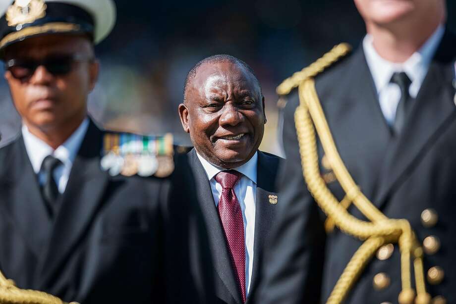 Ramaphosa pledges to fight graft in South Africa as he takes oath of