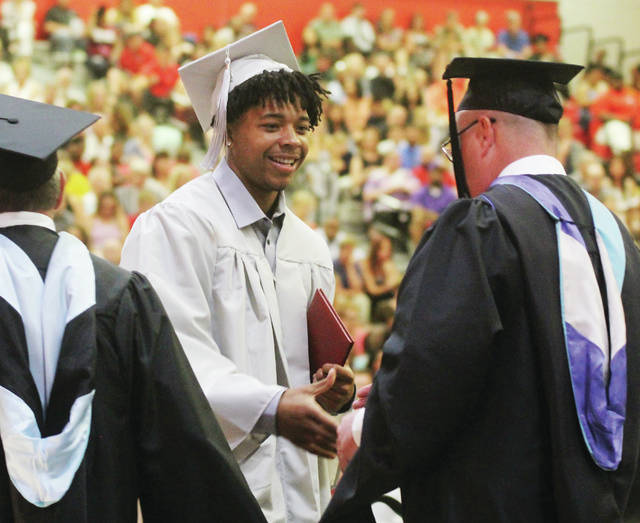 PHOTOS | Alton High School graduates 150th class