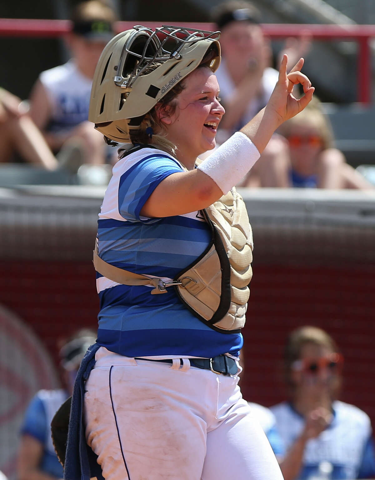 Angleton defeats Barbers Hill, punches ticket to state