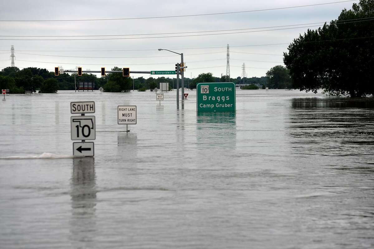 More rain brings forecast of major floods along Arkansas River