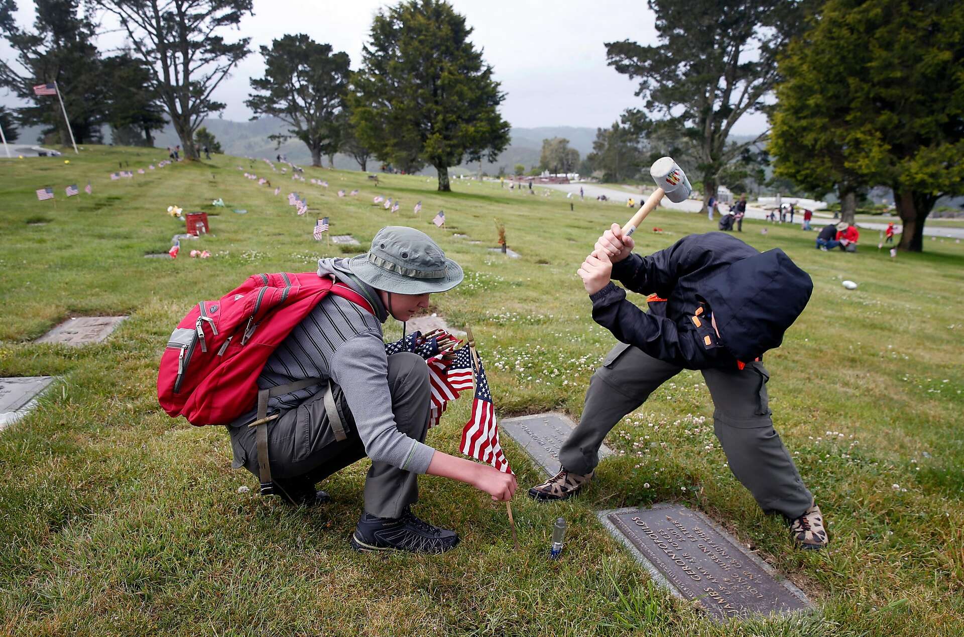 Fallen veterans honored on Memorial Day at San Francisco’s Presidio ...