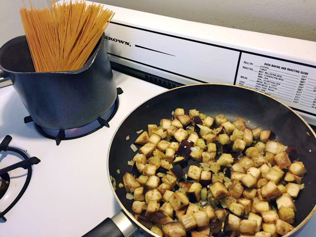 Recipe: Ayesha Curry's Game Day Pasta - Eater