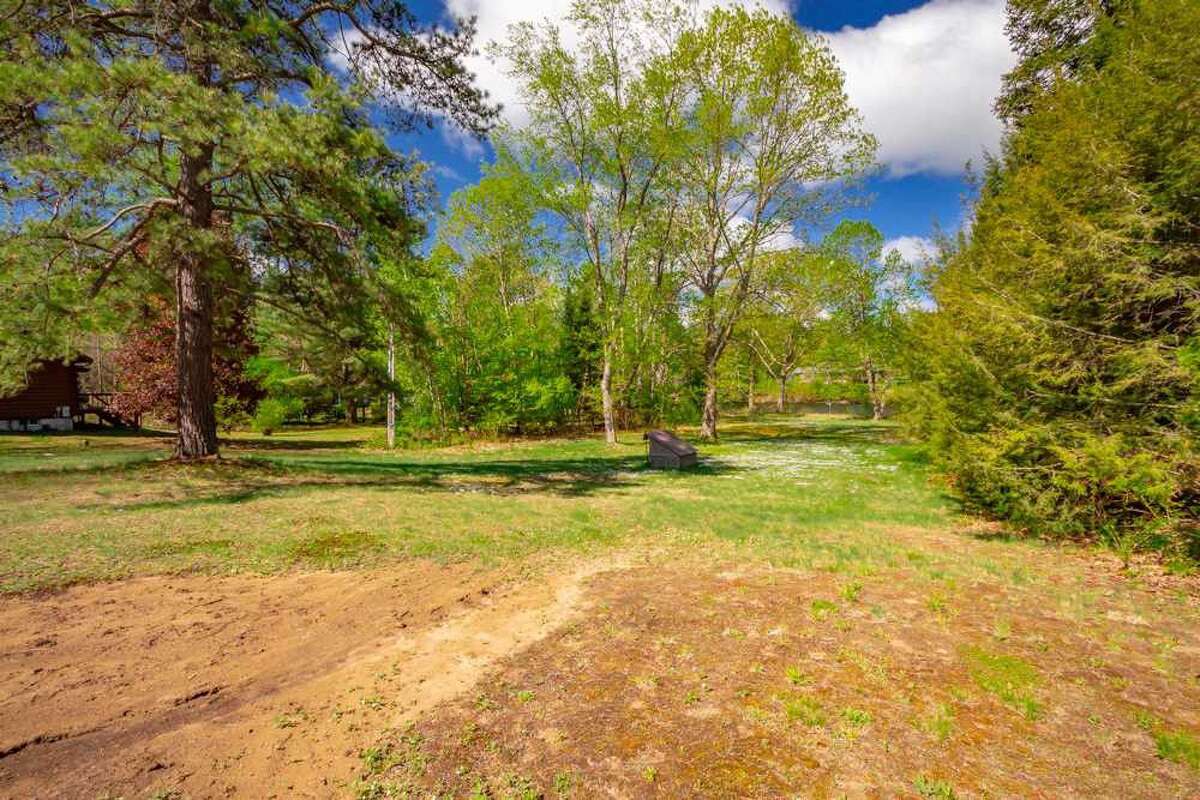 Photos 4 waterfront homes on the market