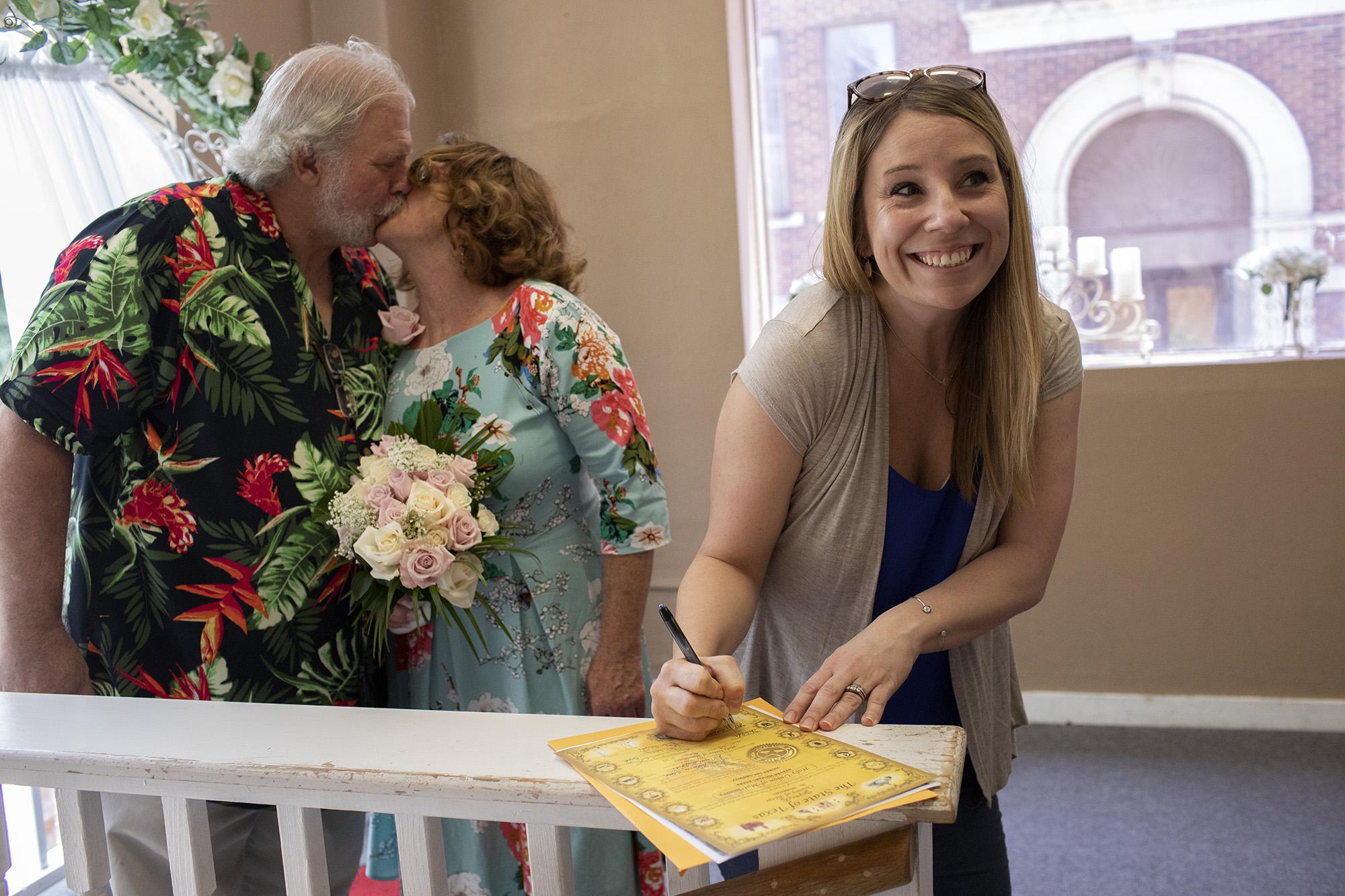 Do You Exchange Rings At A Courthouse Wedding The Wedding Blogger