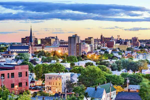 Maine S Largest City Cements A Growing Reputation For Fine Dining Ctinsider Com