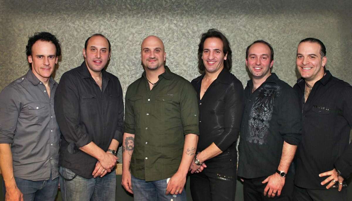 Mike DelGuidice & Big Shot bring Billy Joel's sound to New Haven