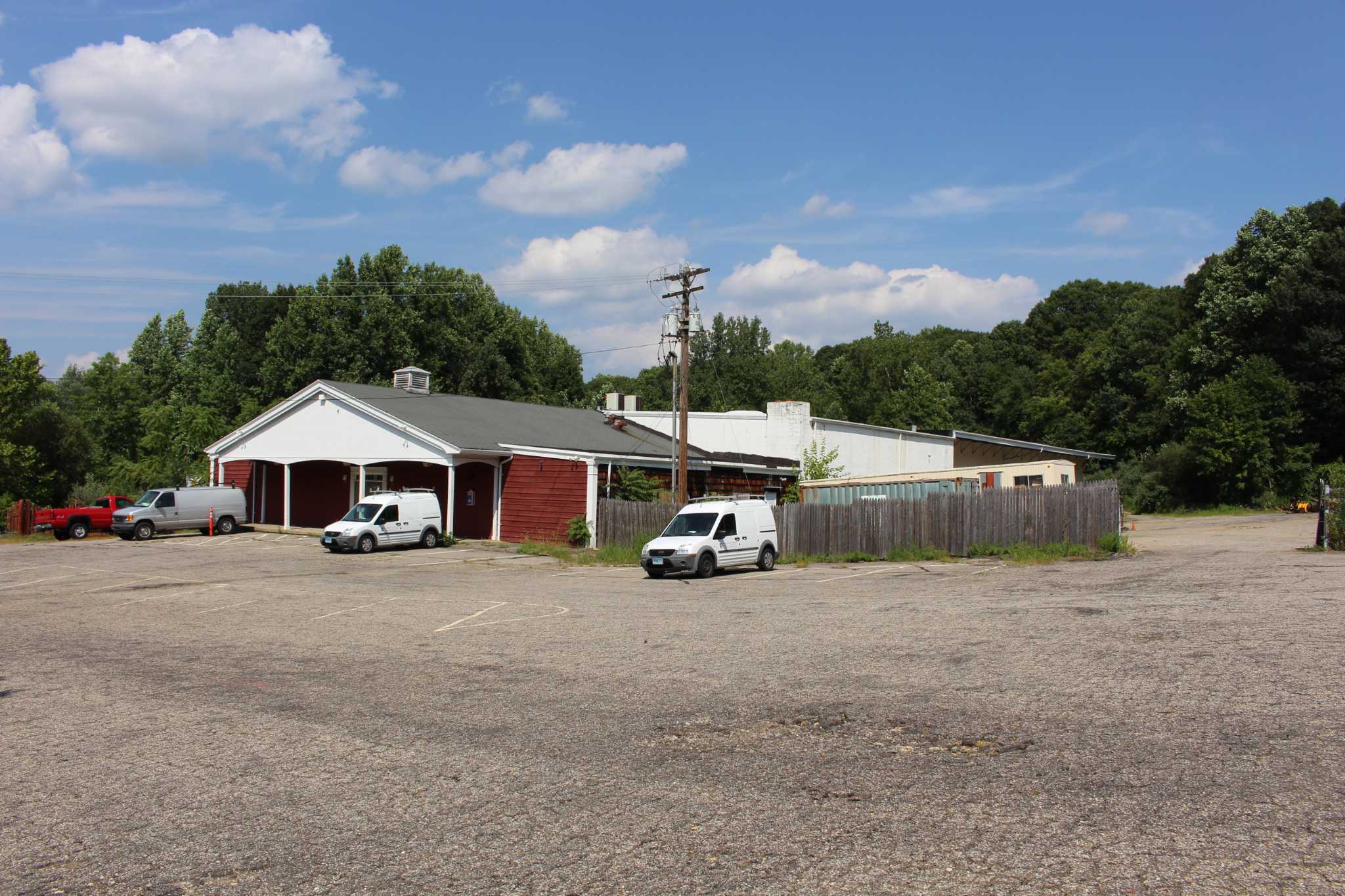Former Henderson’s Lumber yard to newest Trumbull apartment complex