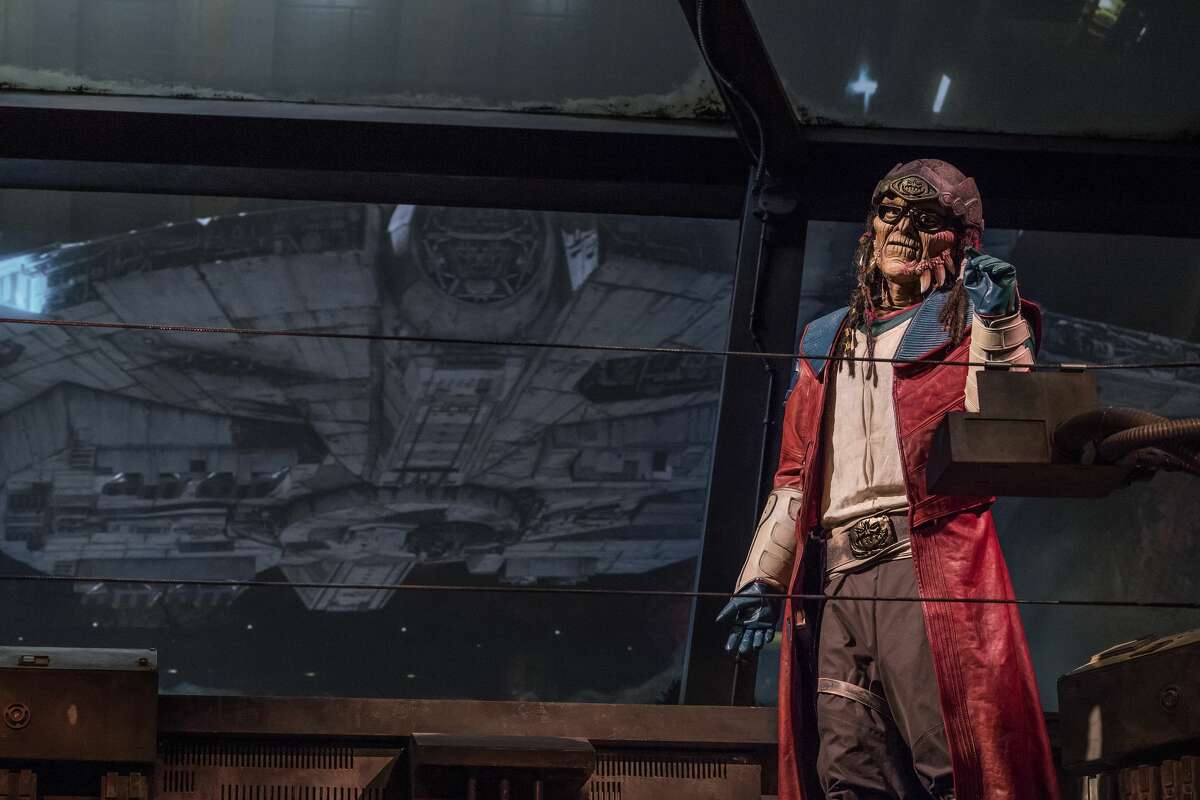 Does the mission host for Millennium Falcon: Smugglers Run look familiar? That’s Hondo Ohnaka, an Outer Rim-raised Weequay pirate from the “Star Wars: The Clone Wars” and “Star Wars Rebels” animated television series.