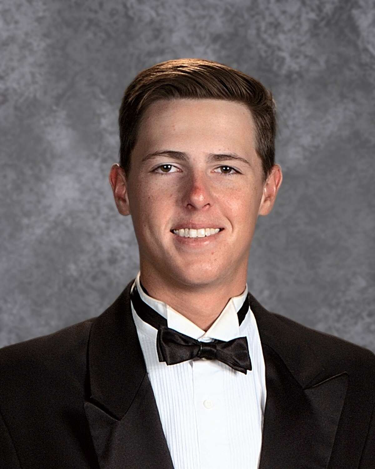 DeGraff, Brunson named top graduates for Kress