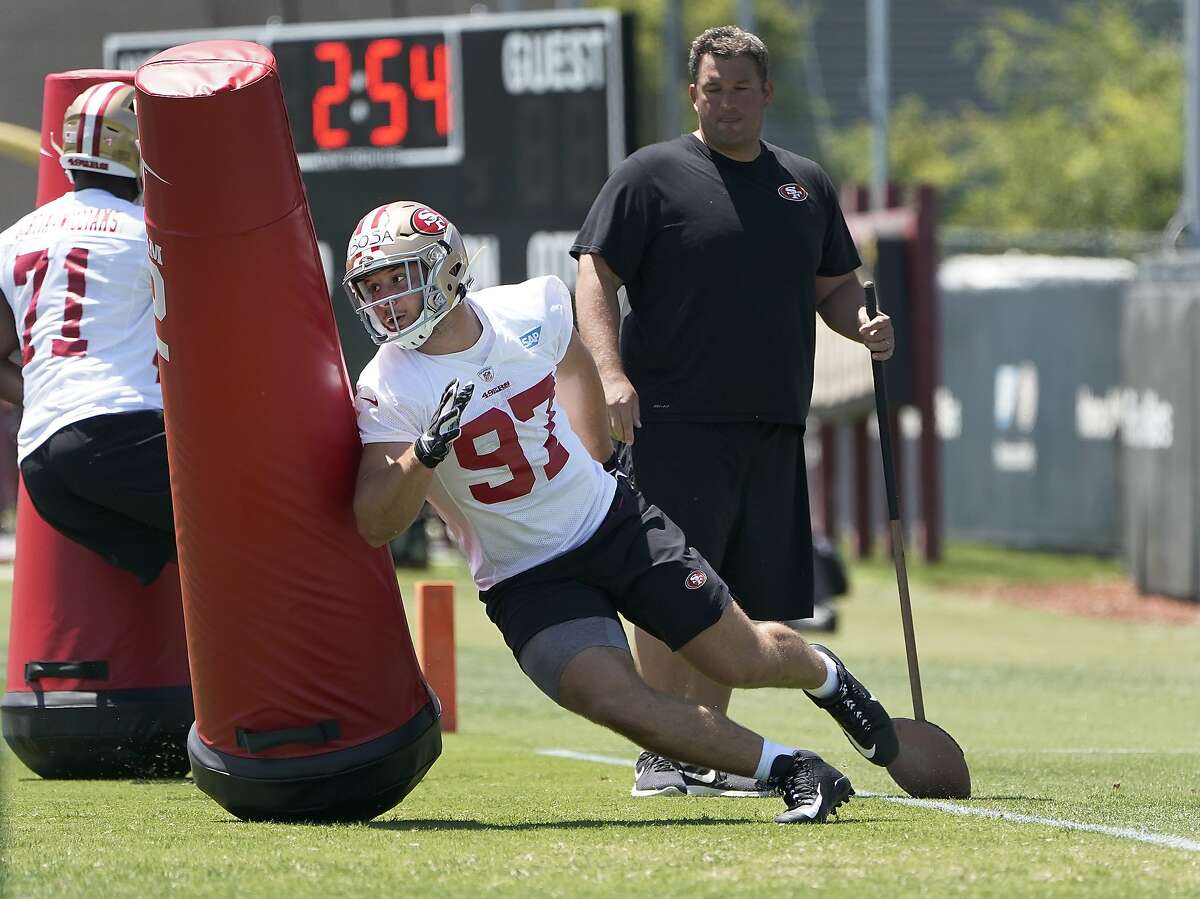 Which pass-rush specialists shined at NFL combine?