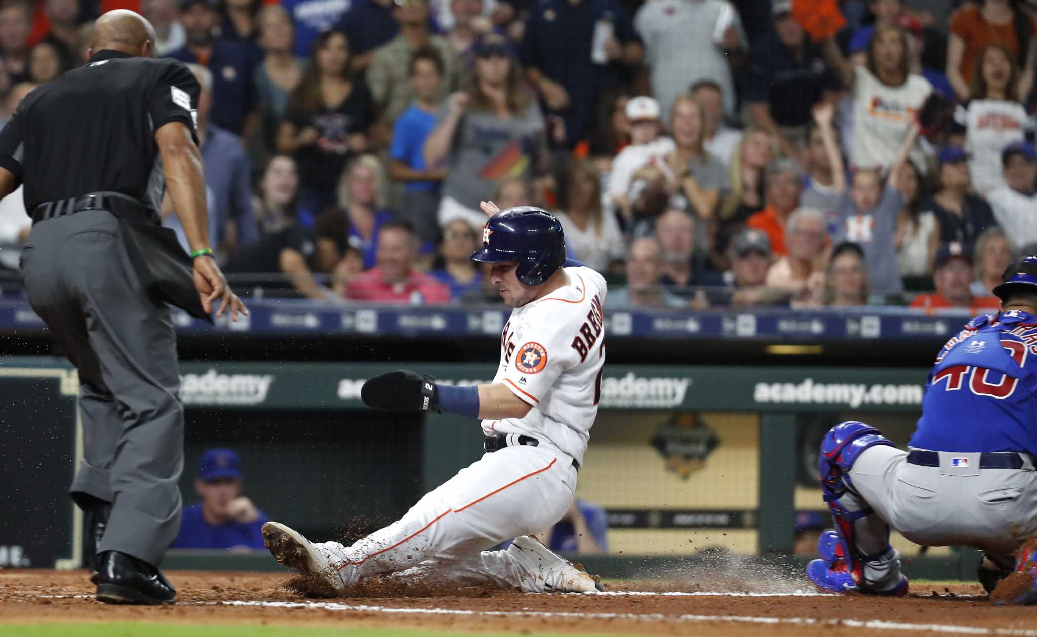 Cubs' Albert Almora Jr. foul ball hits Astros fan; line drive leaves child  injured - ABC13 Houston