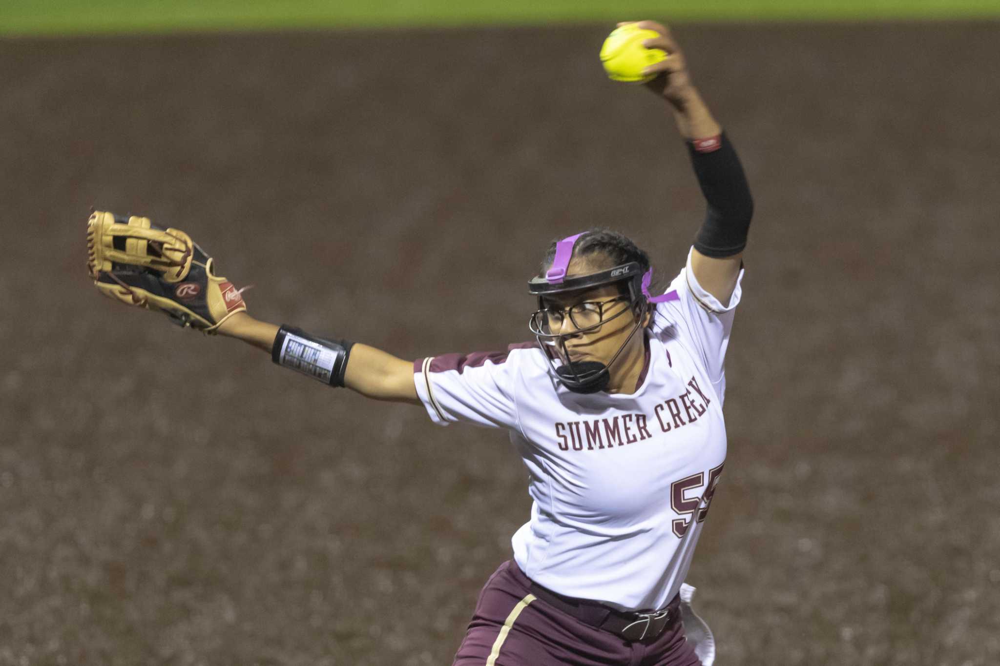 Softball Humble ISD players receive district honors