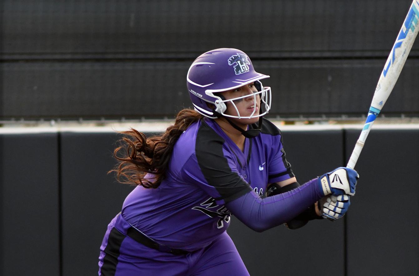 Softball Humble expects to challenge for a playoff spot this season