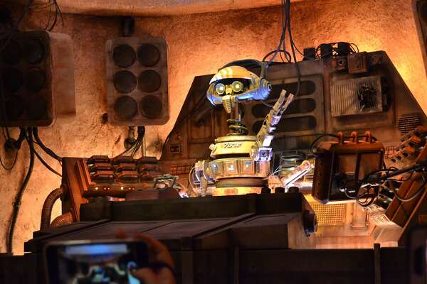 Inside Disneyland S New Star Wars Theme Park Sfchronicle Com