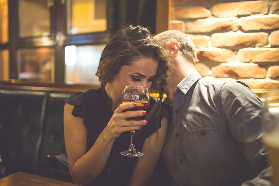 Houston Bars That Are Perfect For Your Next Date Night Houston Chronicle