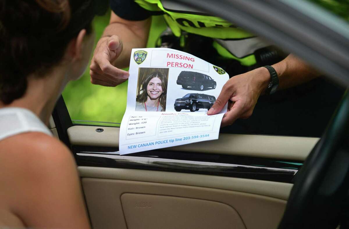 New Canaan police ask motorists and pedestrians about Jennifer Dulos on May 31 — one week after she went missing.