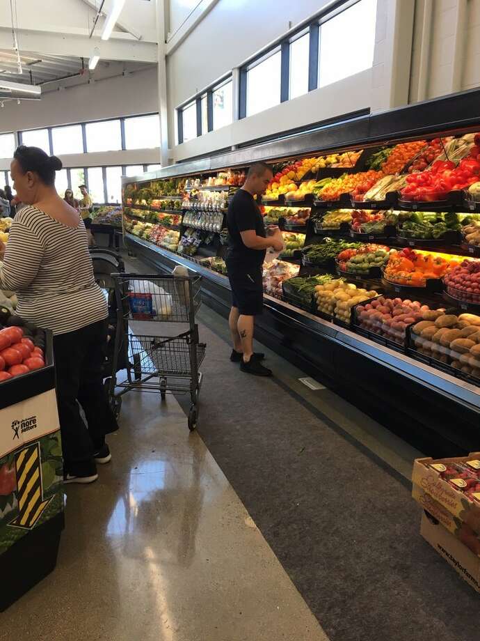 First fullfledged grocery store in over 40 years opens in West Oakland