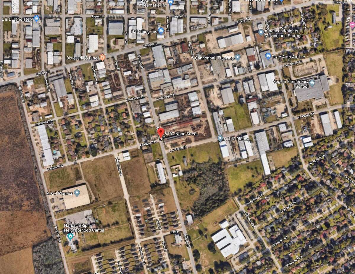 Forklift accident kills 1 in southeast Houston