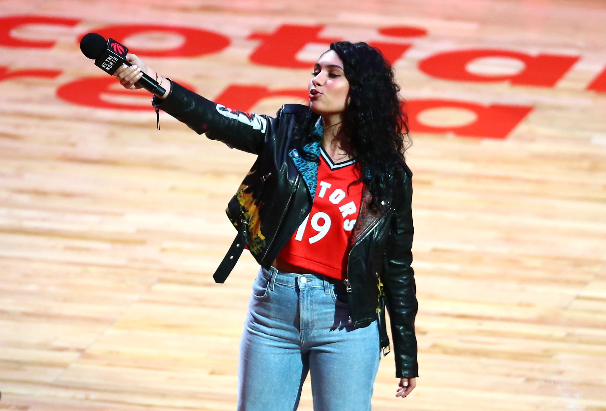 Colin Kaepernick, Bill Walton, Grateful Dead's Bob Weir attend Game 4 of  West finals