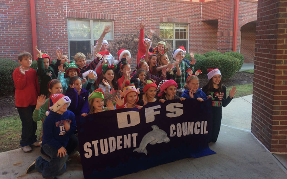 Daniels Farm students go caroling