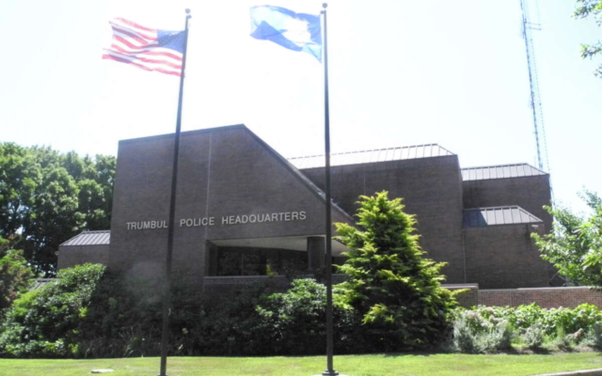 A pair of drunk drivers inadvertently turned themselves into police over the past week. One on Tashua Road and the other right in the parking lot of police headquarters.