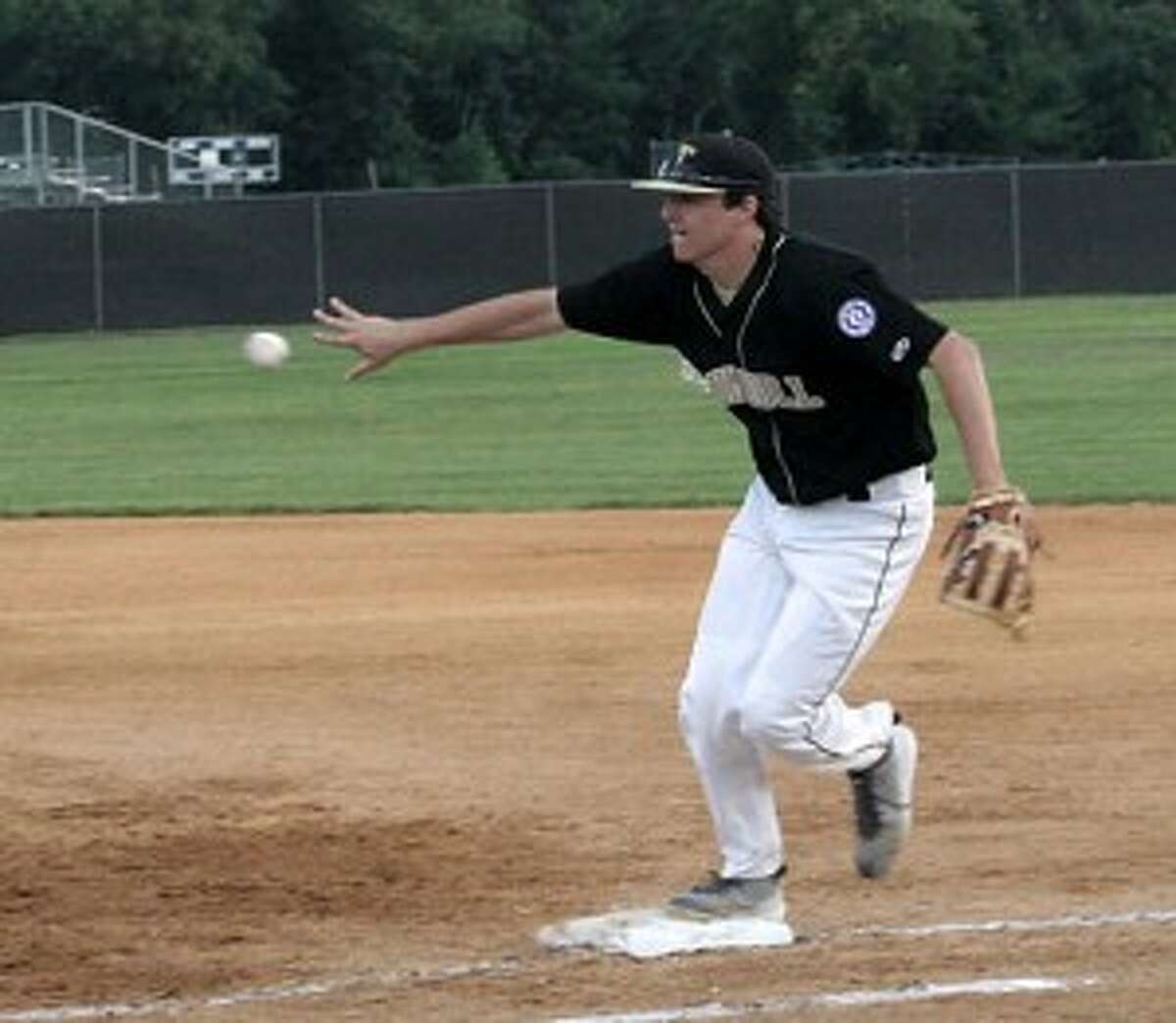 Trumbull 15s wins New England Babe Ruth title