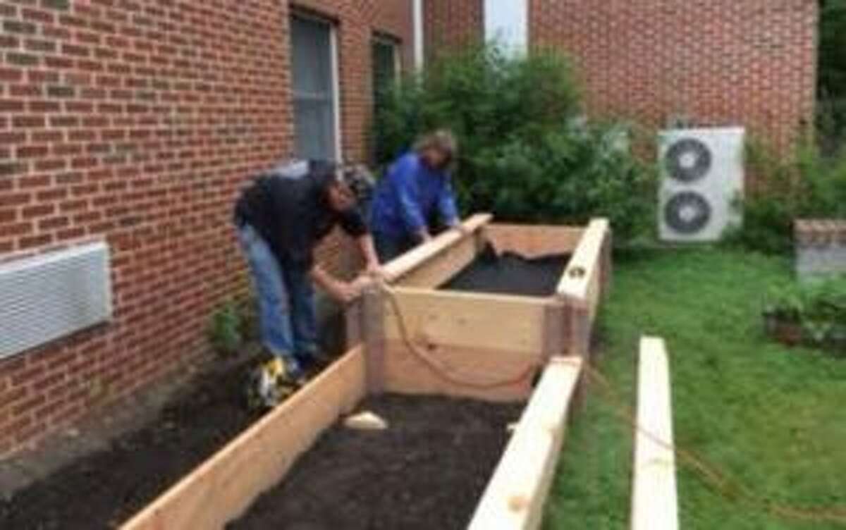 Home Depot creates Community/Healing Garden for Stern CenterCongregate