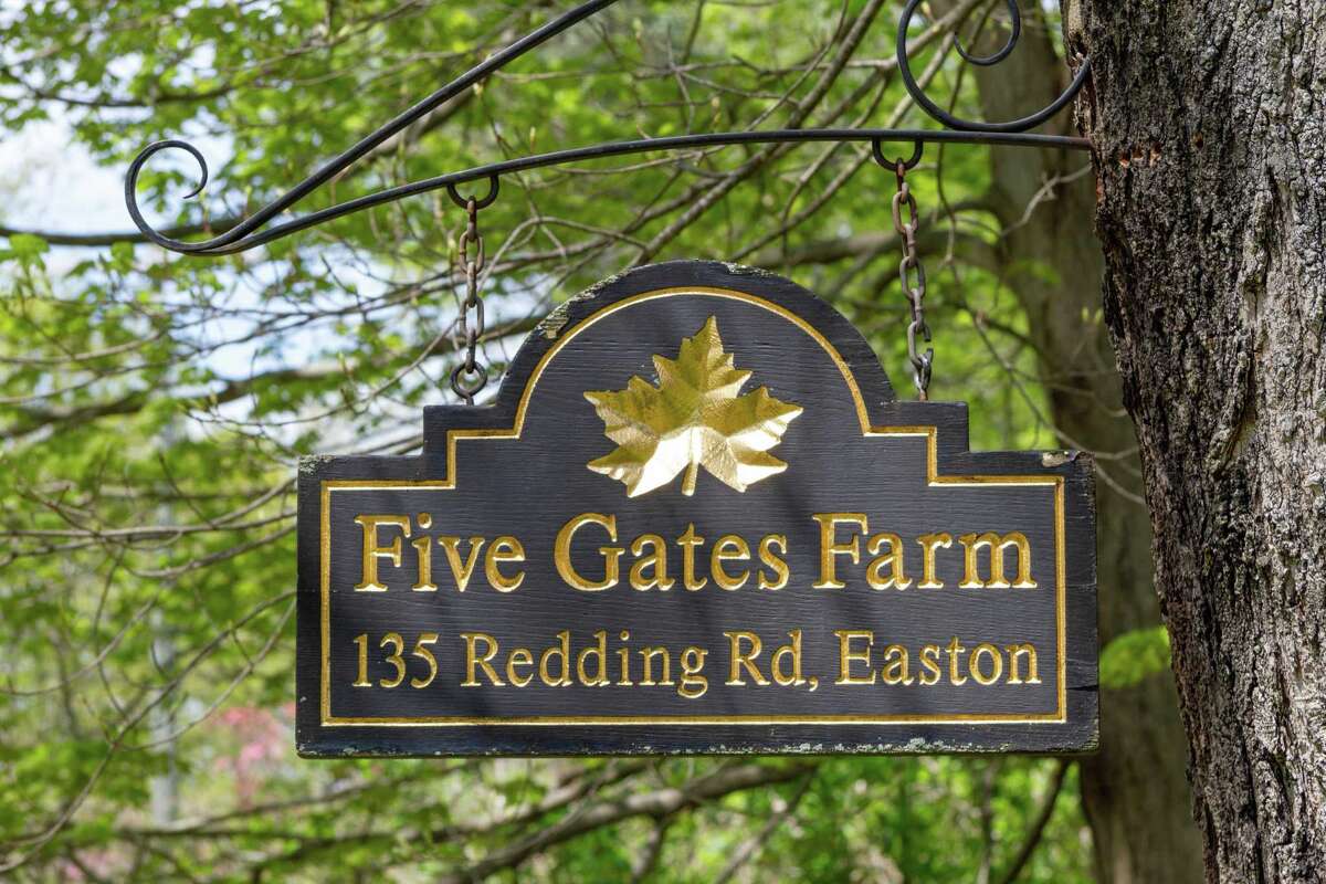 On the Market Antique colonial in Easton with agricultural, historical