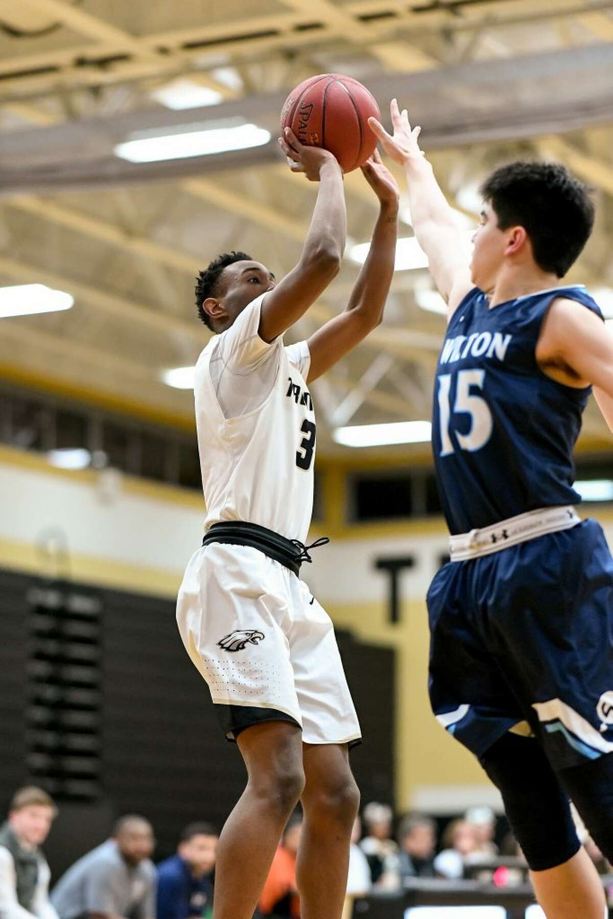 Timmond Williams scored 35 points for Trumbull High.Photo: David G. Whitham / For Hearst Connecticut Media