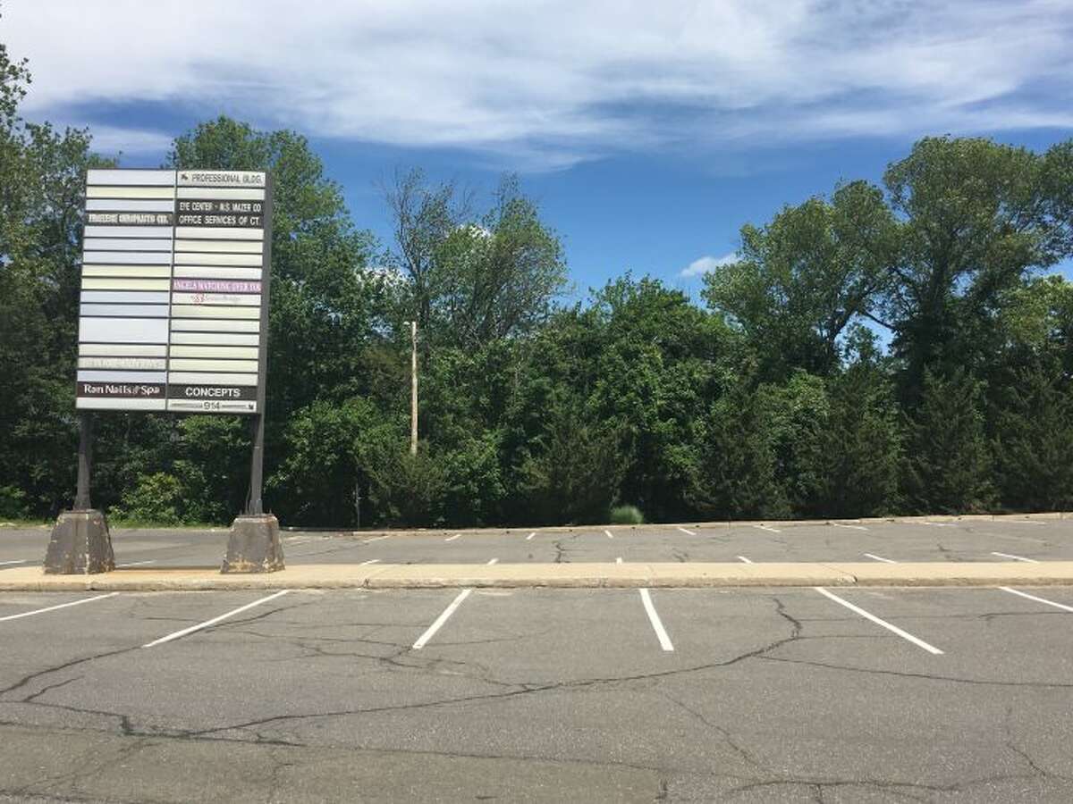The back of Trumbull Center was referred to as a "dead zone" by one local advocate who claims the business district attracts drug dealers with its empty store fronts.