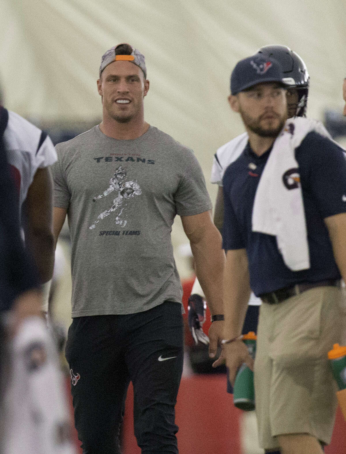 Texans tight end Jordan Thomas gaining confidence