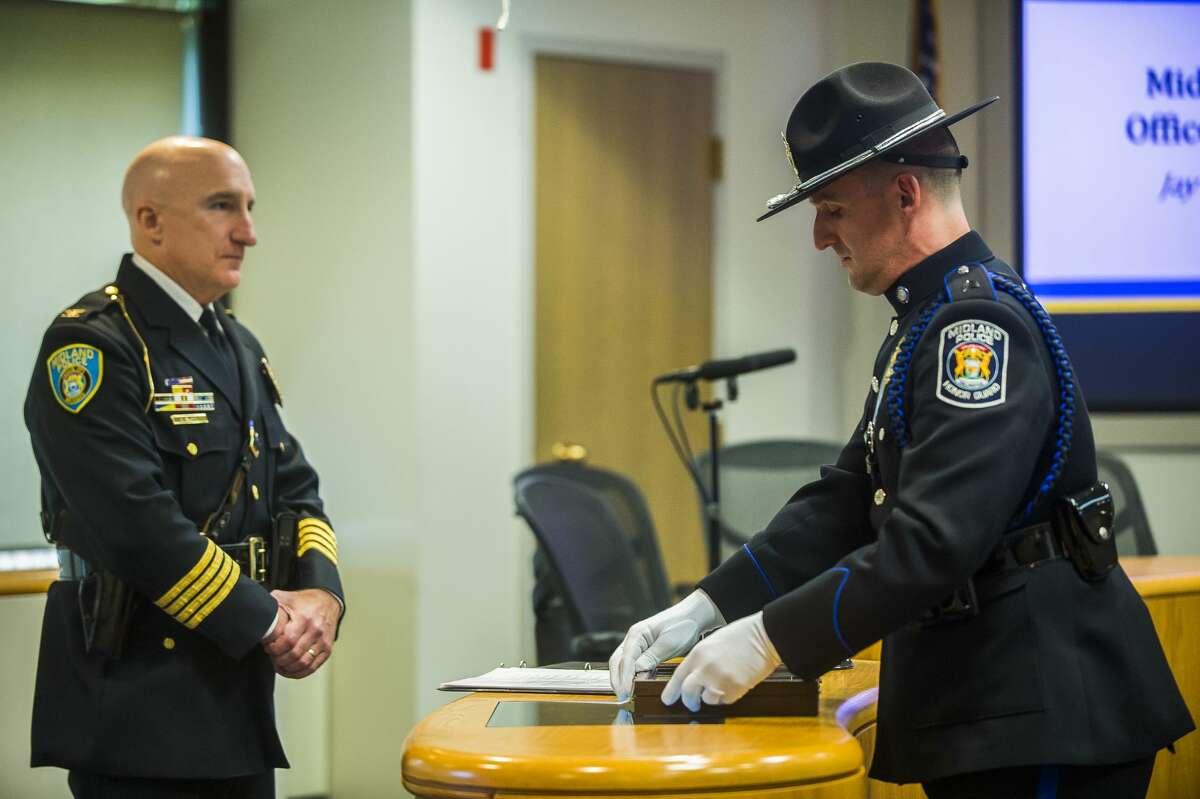 Midland Police Induct Two New Officers