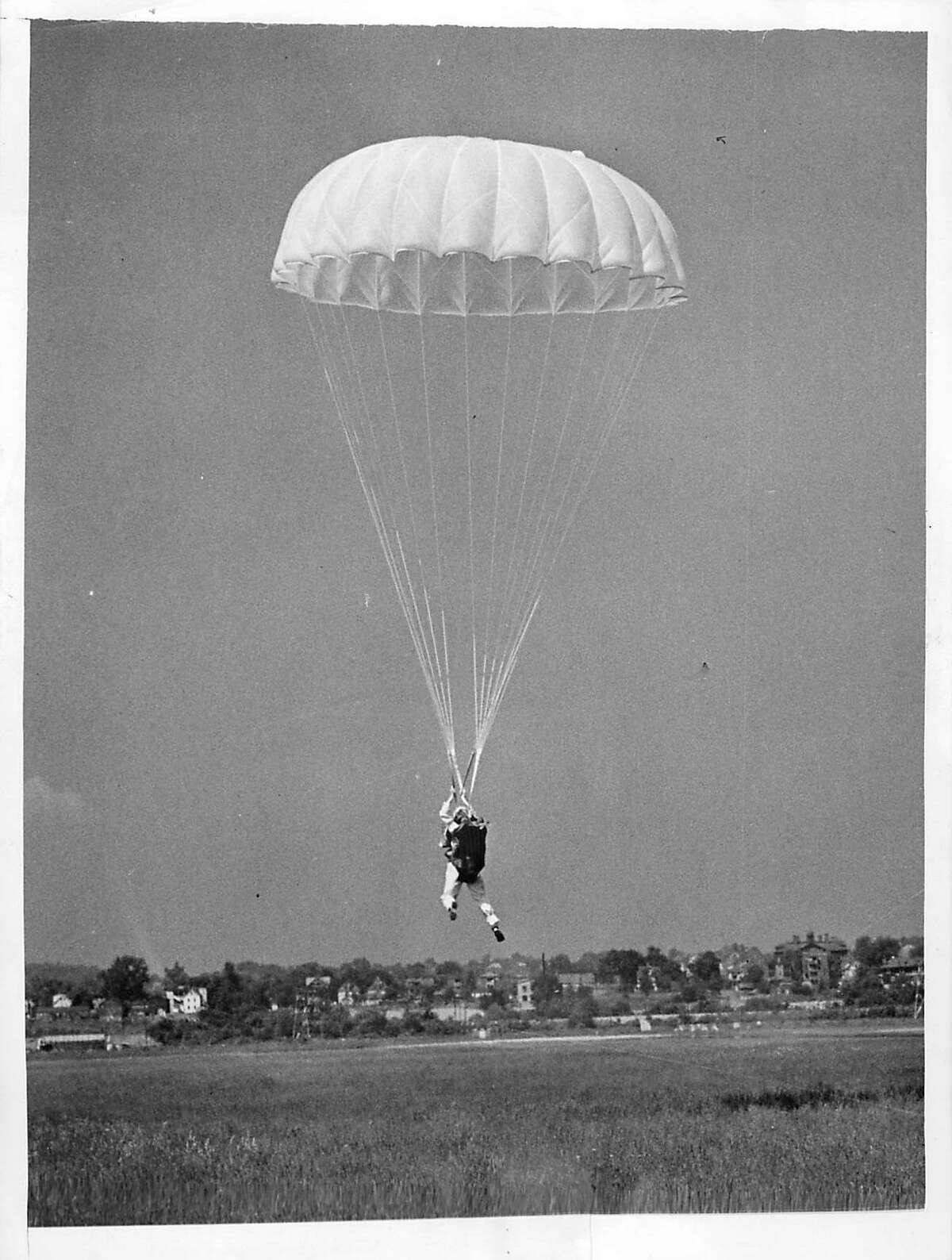 How a CT company's parachutes helped launch DDay How a CT company's parachutes helped launch DDay
