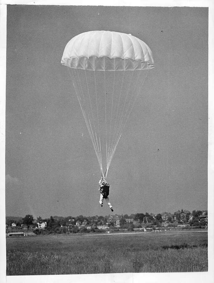 How a CT company’s parachutes helped launch DDay New Haven Register