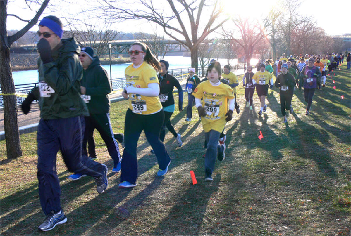 IMAGES FROM THE COMMODORE HULL ROAD RACE IN SHELTON/DERBY