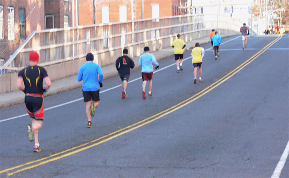 IMAGES FROM THE COMMODORE HULL ROAD RACE IN SHELTON/DERBY
