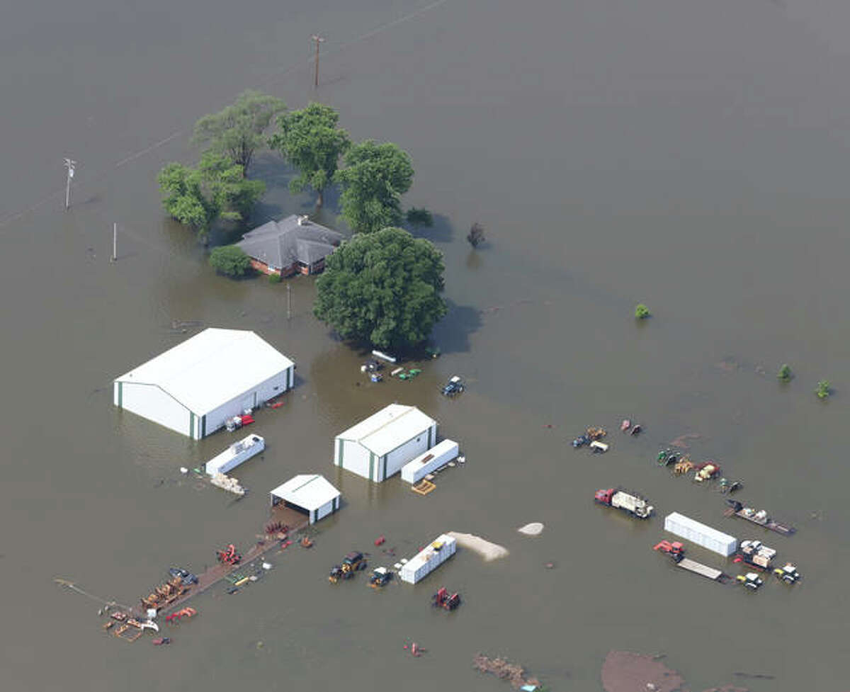 AERIAL TOUR Alton area flood views from above — 28 photos