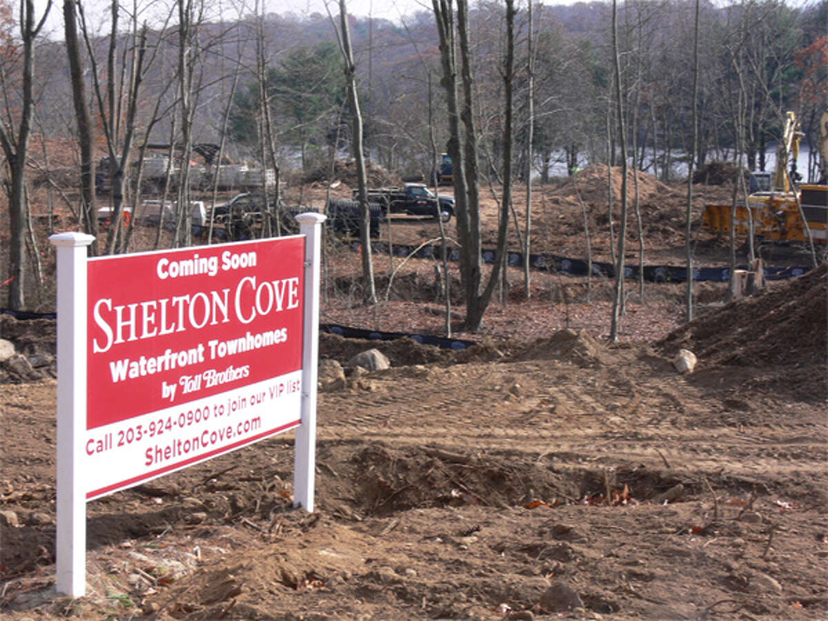 Work starts on new waterfront homes in Shelton