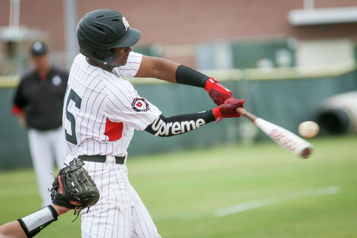 Porter High School’s Max Dias, shown here batting last year as a junior, was selected by the Houston Astros in the 37th round of the MLB Draft on Wednesday.