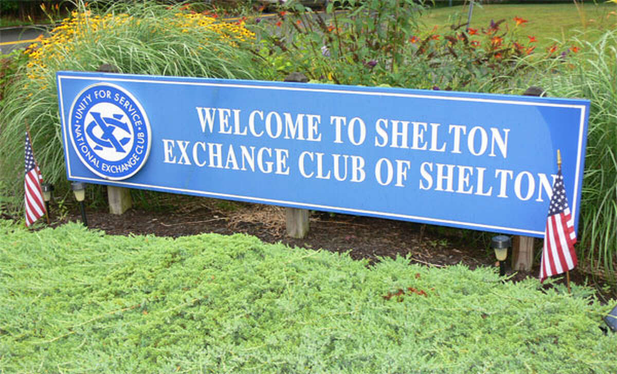 This Exchange Club “Welcome to Shelton” sign is at intersection of Bridgeport Avenue and Huntington Street, near the Route 8 interchange.