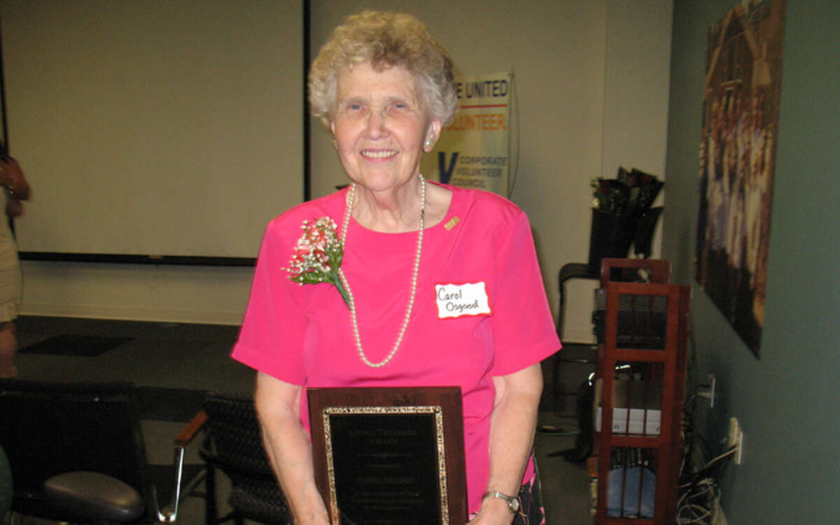 Shelton's Carol Osgood gets Living Treasure award