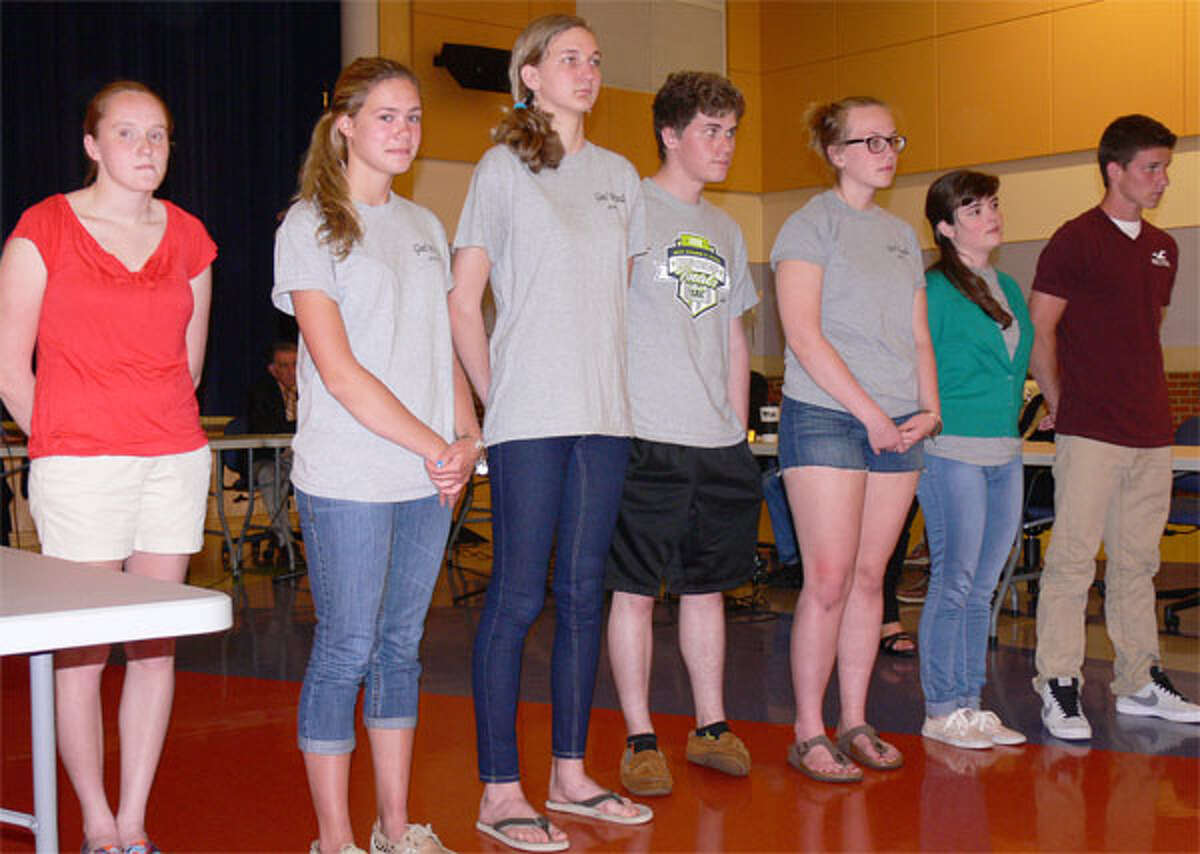 Shelton High newspaper receives national, regional awards