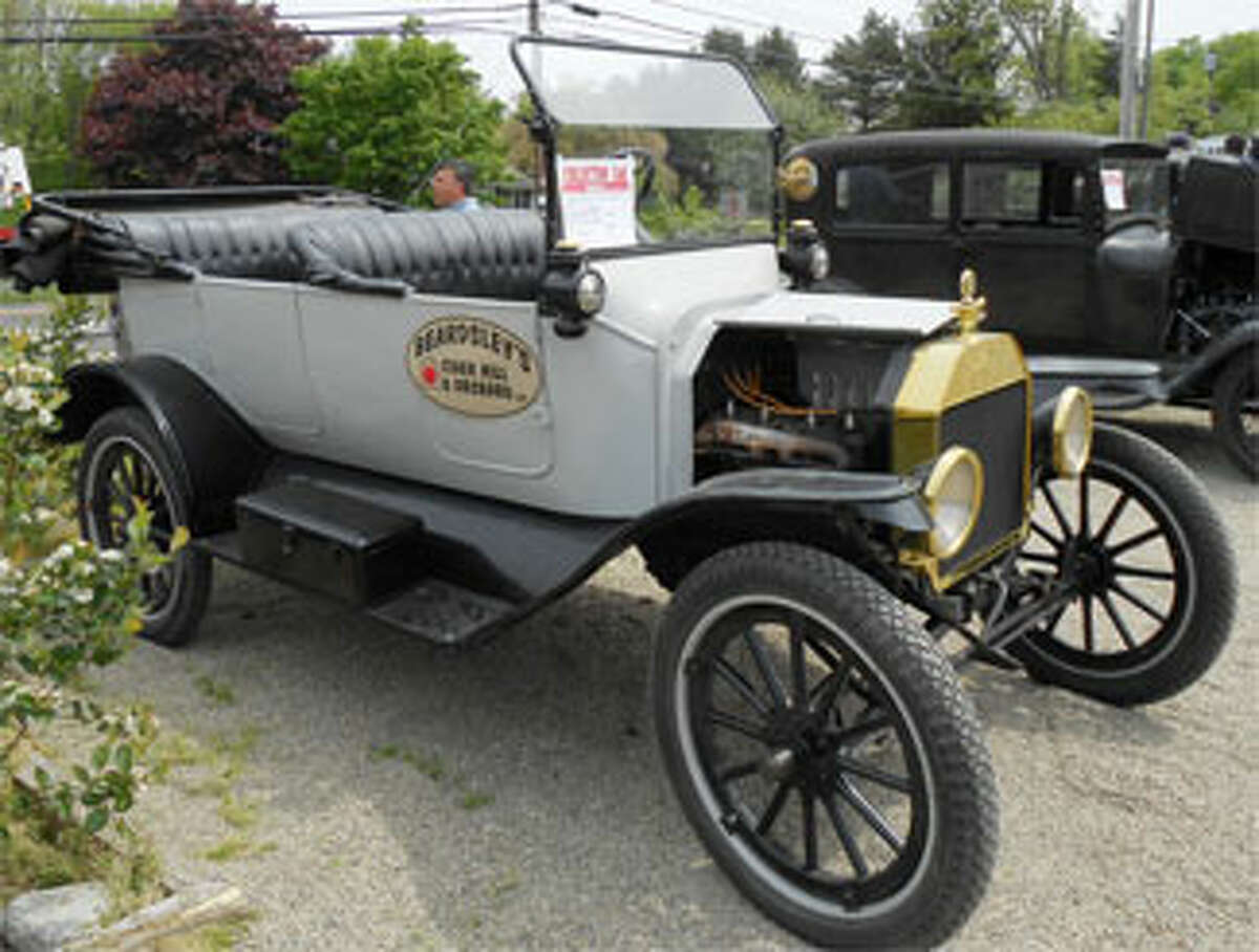 One of the antique cars owned by Dan Beardsley of Shelton, the organizer of the Old Car Meet. (Photo by Karen Kovacs Dydzuhn)