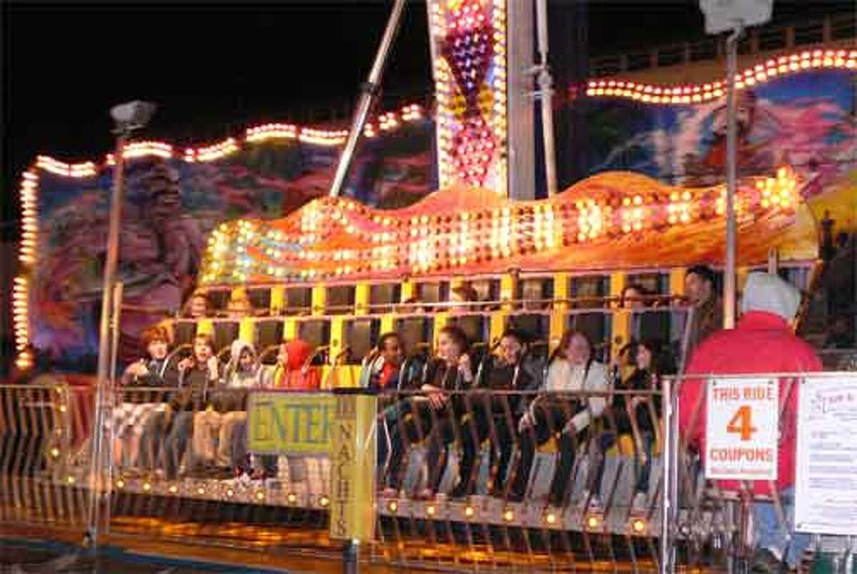 THIS WEEKEND Club’s carnival runs through April 26 in Shelton