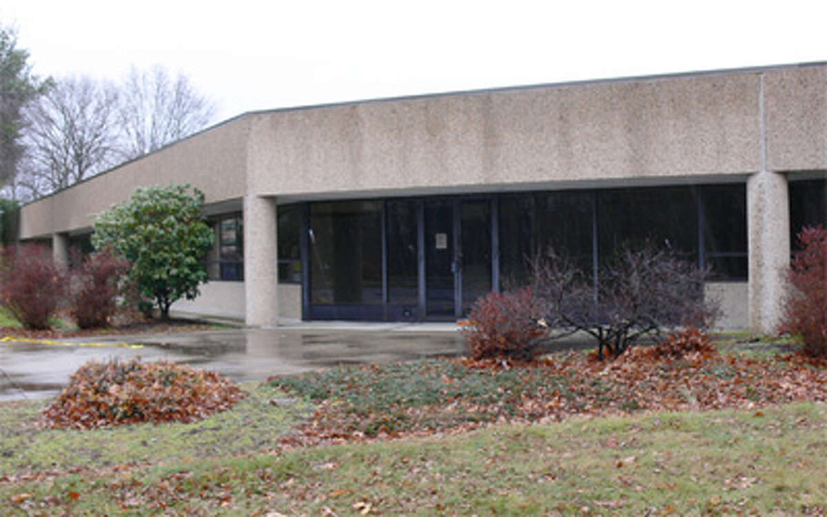 Zoners approve new William Raveis headquarters in Shelton