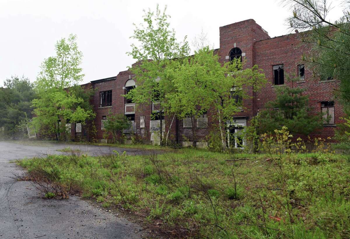 Once a refuge for TB patients, Saratoga sanatorium is in terminal condition